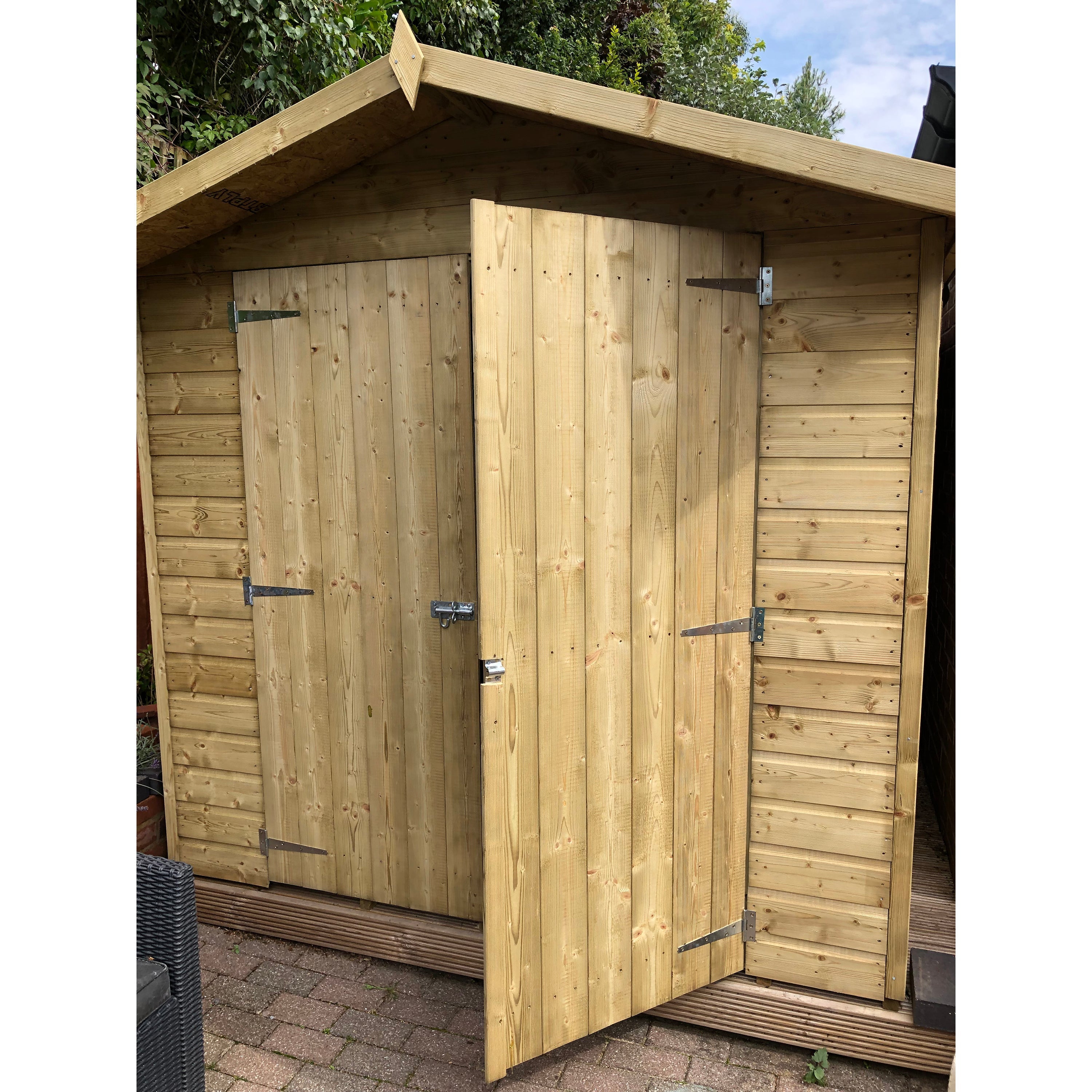 Shire Guernsey 10ft x 7ft Pressure Treated Apex Shed - Image 4