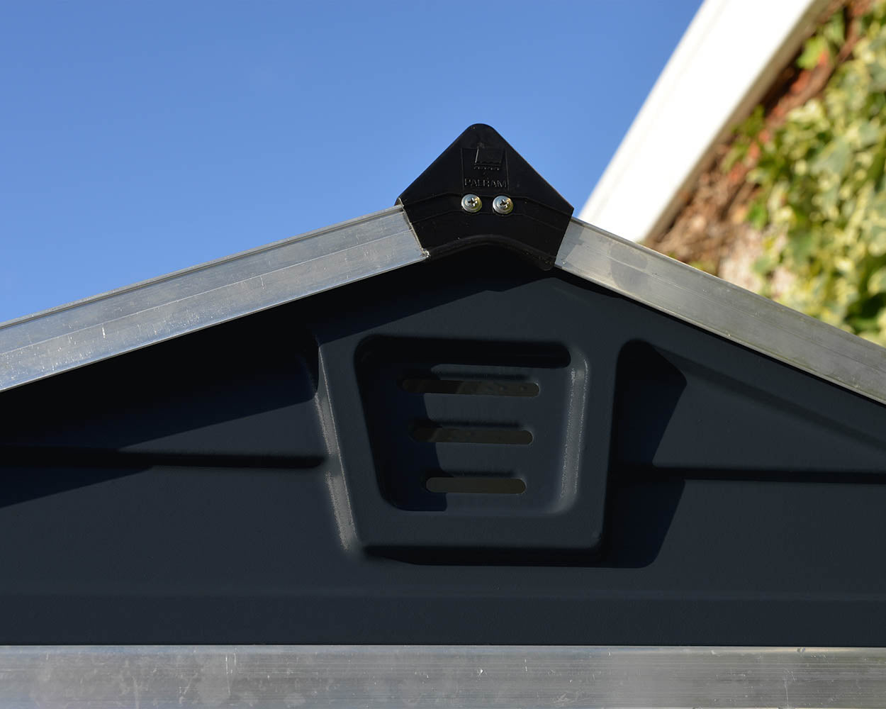 Palram Canopia - Skylight 4ft x 6ft Shed Kit - Midnight Grey - Image 6